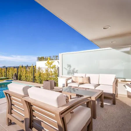 Vivi Homes - Casa Sol - Private Pool - Garden - Sea View Εστεπόνα