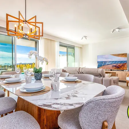 Vivi Homes - Casa Sol - Private Pool - Garden - Sea View