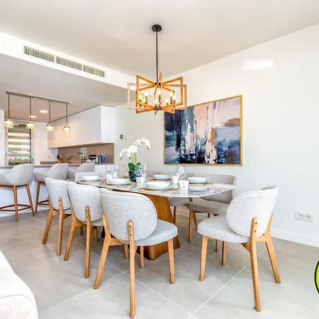 Vivi Homes - Casa Sol - Private Pool - Garden - Sea View Σπίτι διακοπών Εστεπόνα